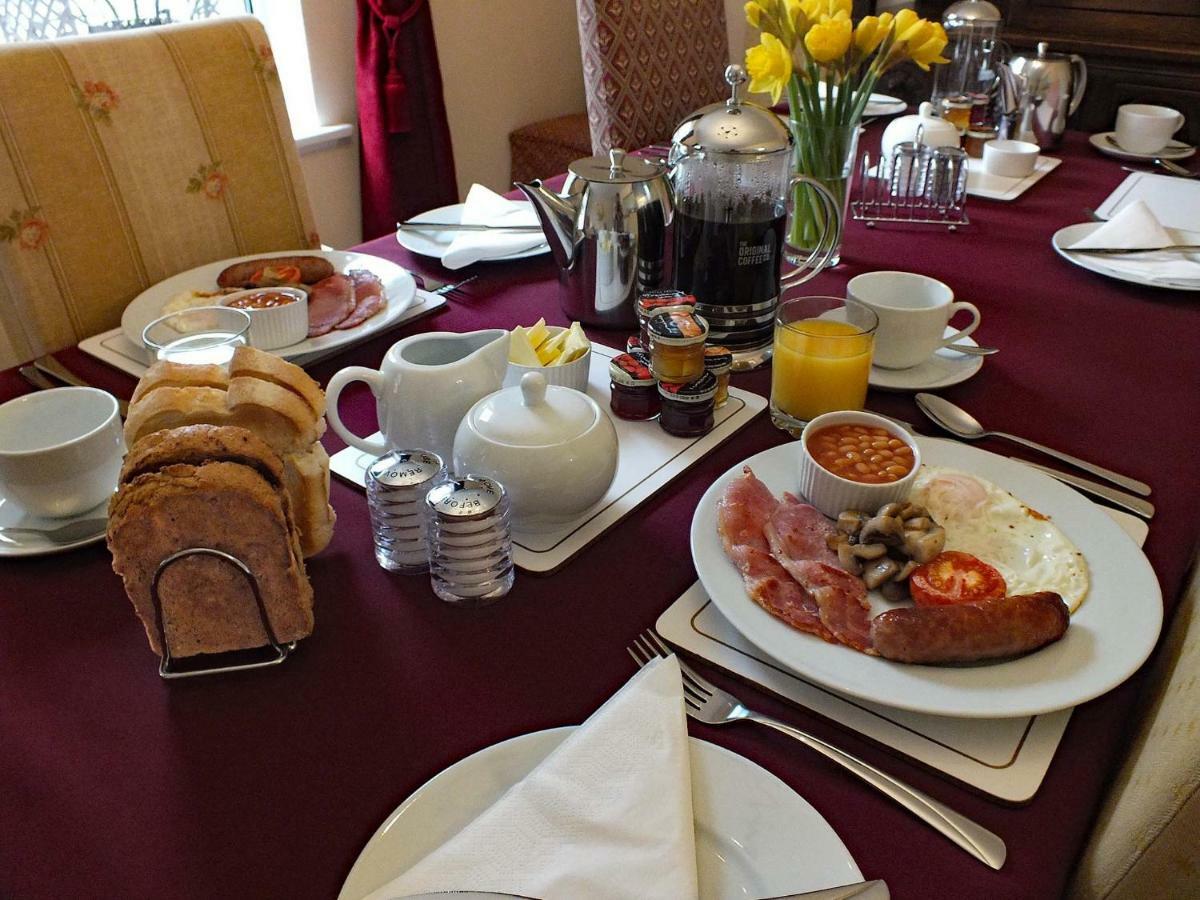 The Old Vicarage Bed & Breakfast Luxulyan ภายนอก รูปภาพ